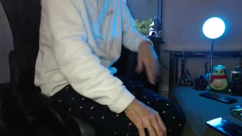 latinlover513 online show from 02/19/25, 05:38