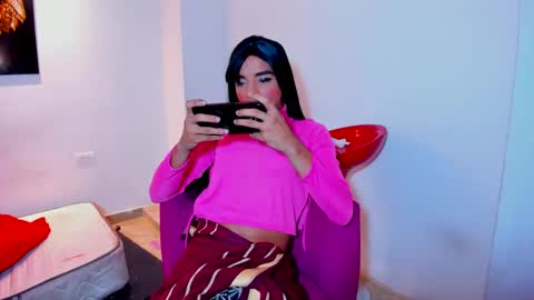 latinmia23hot online show from 02/12/25, 02:03