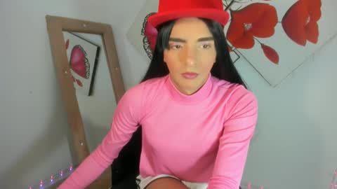 latinmia23hot online show from 02/20/25, 06:39