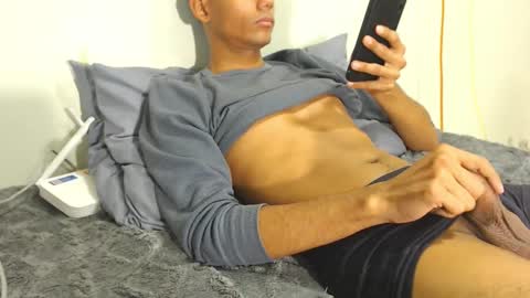 Snapshot of latinmilker chatting on 01/15/25, 07:12 Andy online show from 01/15/25, 07:12