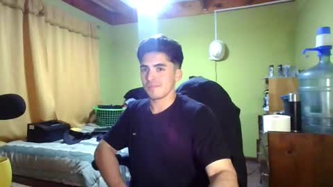 latinn_babe online show from 05/20/26, 02:18