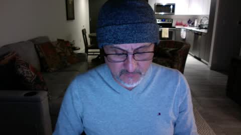 QS - INDEPENDENT MODEL online show from 12/02/24, 03:15