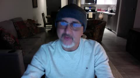 QS - INDEPENDENT MODEL online show from 12/08/24, 11:19