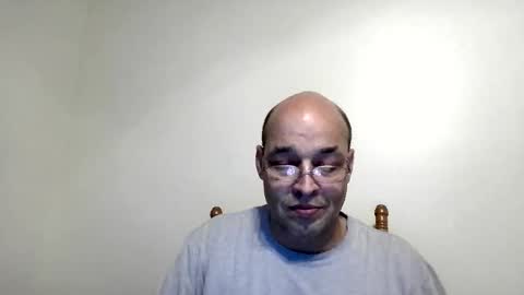 Snapshot of latinoinfla chatting on 02/13/26, 02:07 latinoinfla online show from 02/13/26, 02:07