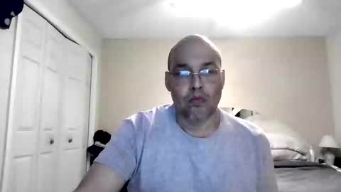 Snapshot of latinoinfla chatting on 03/08/26, 12:52 latinoinfla online show from 03/08/26, 12:52