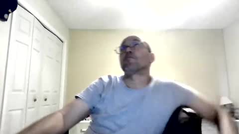 Snapshot of latinoinfla chatting on 05/31/26, 06:09 latinoinfla online show from 05/31/26, 06:09