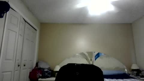 Snapshot of latinoinfla chatting on 07/05/26, 04:03 latinoinfla online show from 07/05/26, 04:03