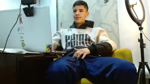 latinoproduction online show from 10/27/25, 10:58