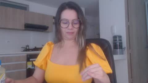 latinpaprika online show from 07/25/26, 12:47