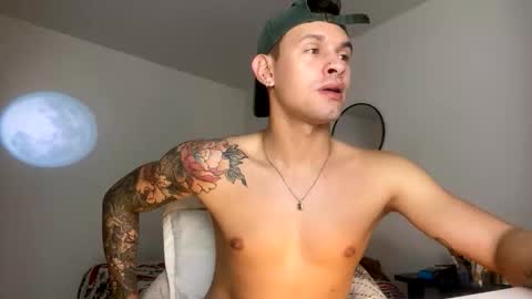 Snapshot of latinweekend chatting on 02/12/26, 08:26 latinweekend online show from 02/12/26, 08:26