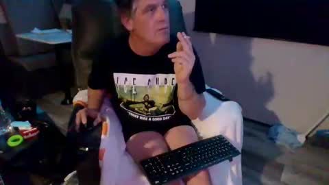 latniter online show from 01/07/25, 04:50