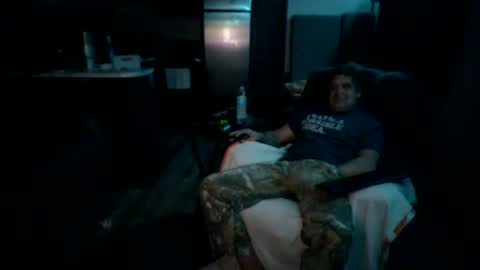 latniter online show from 01/10/25, 05:15