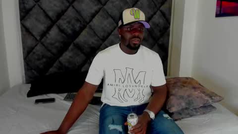 LEANDRO online show from 09/29/25, 03:44