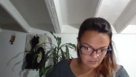 Laura online show from 12/19/25, 11:56