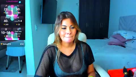 Snapshot of lau_miii chatting on 12/06/24, 04:36 Lau miii online show from 12/06/24, 04:36