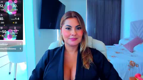 Snapshot of lau_miii chatting on 03/08/25, 06:47 Lau miii online show from 03/08/25, 06:47