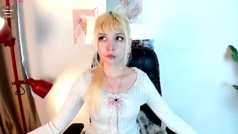 laukyubey1 online show from 06/26/26, 08:02