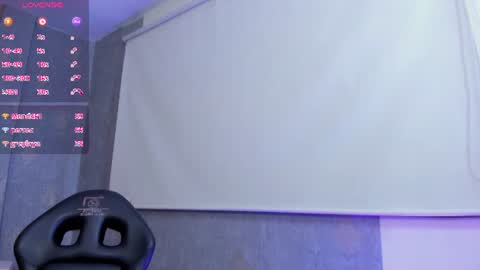 laulin_tay online show from 06/15/26, 03:20