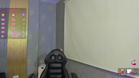 laulin_tay online show from 06/28/26, 03:56