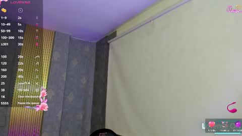 laulin_tay online show from 06/30/26, 03:29