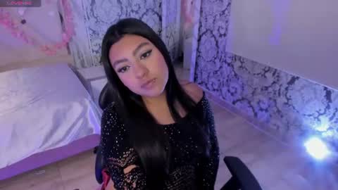 laulin_tay online show from 07/11/26, 04:15