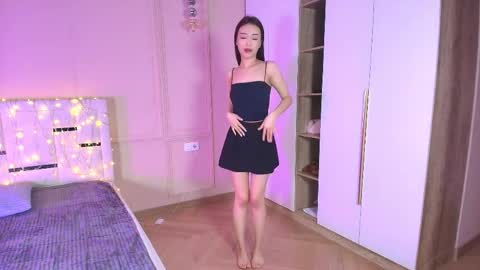 Snapshot of laumalove chatting on 04/01/26, 05:19 Lauma online show from 04/01/26, 05:19