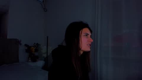 Snapshot of laura__leee chatting on 01/02/25, 06:07 Laura online show from 01/02/25, 06:07