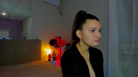 Laura online show from 11/06/25, 06:36