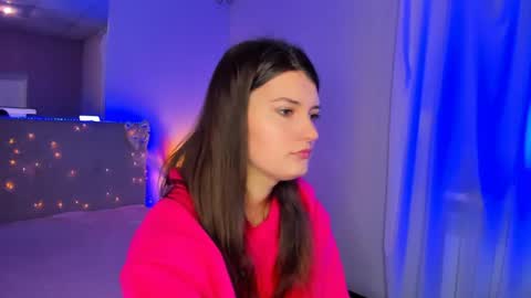 Snapshot of laura__leee chatting on 04/30/26, 05:25 Laura online show from 04/30/26, 05:25