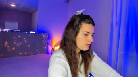 Snapshot of laura__leee chatting on 05/03/26, 05:13 Laura online show from 05/03/26, 05:13