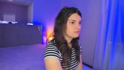 Snapshot of laura__leee chatting on 05/07/26, 05:02 Laura online show from 05/07/26, 05:02