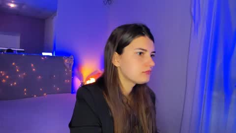 Snapshot of laura__leee chatting on 05/30/26, 05:04 Laura online show from 05/30/26, 05:04