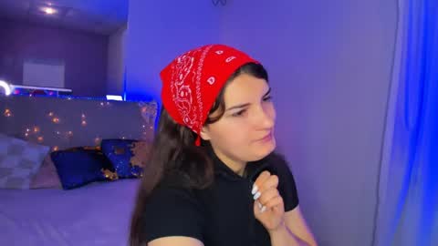 Snapshot of laura__leee chatting on 06/08/26, 05:08 Laura online show from 06/08/26, 05:08