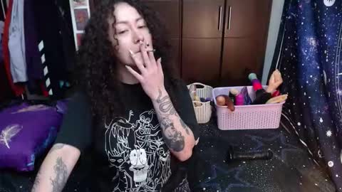  Wen  online show from 10/30/25, 05:24