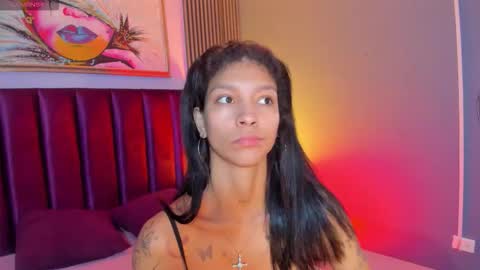 Laura online show from 03/03/26, 12:33