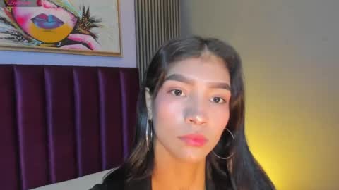 Laura online show from 05/26/26, 12:01