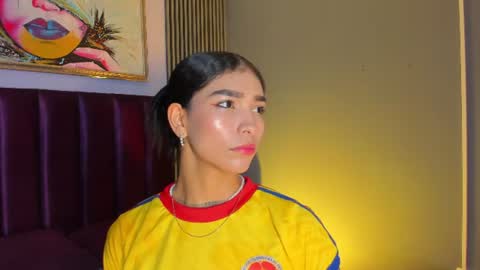 Laura online show from 06/23/26, 12:03