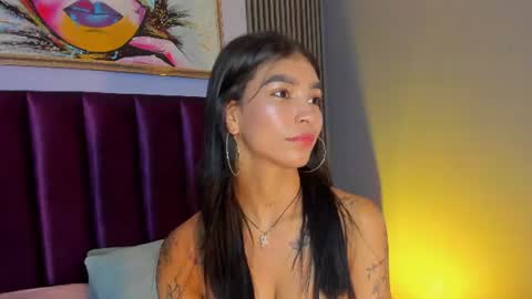 Laura online show from 06/27/26, 12:04