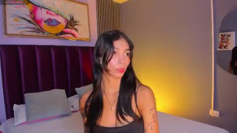 Laura online show from 06/30/26, 12:06