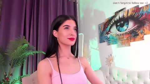 Laura online show from 06/12/26, 08:19