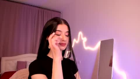 Laura online show from 07/08/26, 08:46