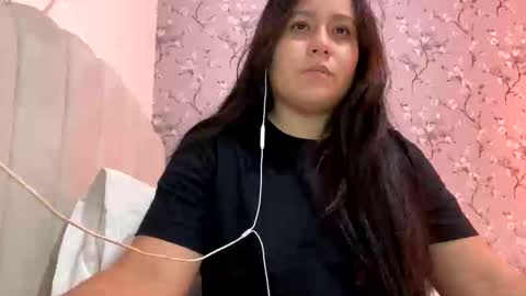 laura online show from 12/28/24, 05:02