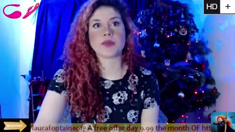 Snapshot of laura_fountain_ chatting on 01/03/25, 11:57 weedcam Curly Laura OF    online show from 01/03/25, 11:57