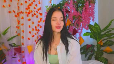 laura online show from 11/10/25, 07:40