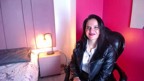 laura hotties online show from 03/11/25, 01:01