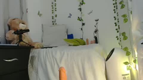 laura lovingxxx online show from 02/03/25, 11:15