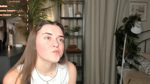 Samantha online show from 11/17/25, 03:51