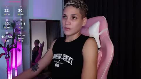 Laura Rose online show from 12/17/24, 01:39