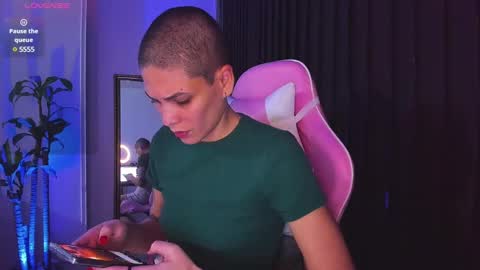 Laura Rose online show from 12/22/24, 10:28