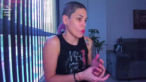 Laura Rose online show from 01/04/25, 08:48